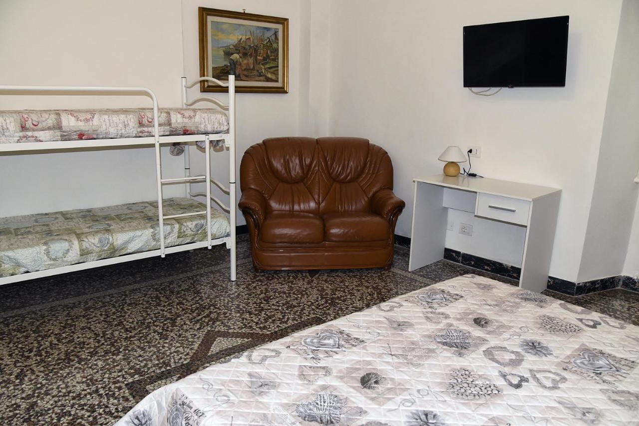 Апартаменты Katiuscia'S Little Corner Специя Экстерьер фото